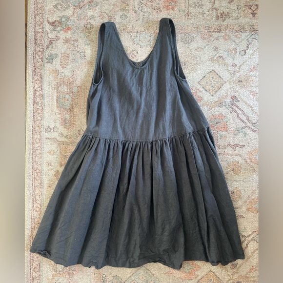 *SOLD* Modified Volume Dress - Picture 4 of 4